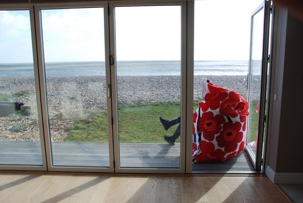 Wow I'M Living On The Beach. Luxury 4 Bed Sleeps 8 Pagham Exterior foto