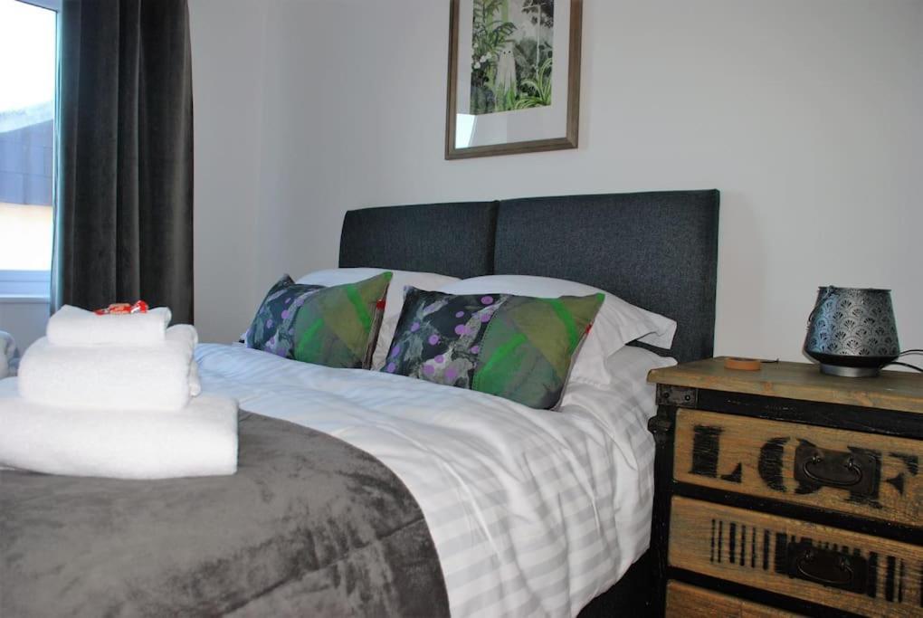 Wow I'M Living On The Beach. Luxury 4 Bed Sleeps 8 Pagham Exterior foto